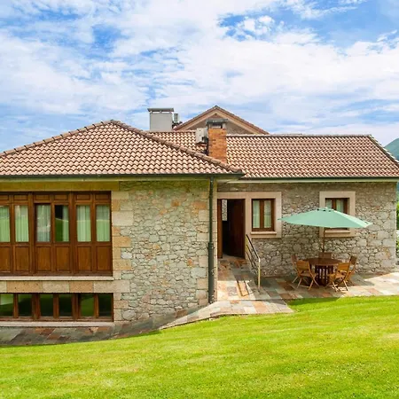 Casa Vacacional Las Vinas * Oviedo